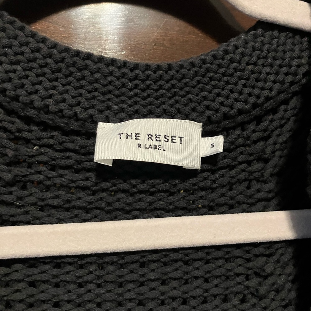 The Reset - R Label- The Breezy Size Small - image 7
